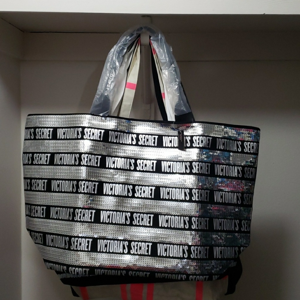 Victoria's Secret weekender